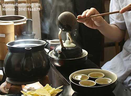 Nghệ thuật pha trà và thưởng trà của người Hà Nội