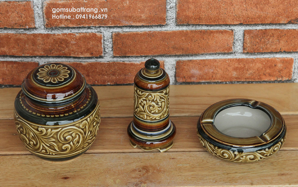 am chen su Bát Tràng với phụ kiện đầy đủ